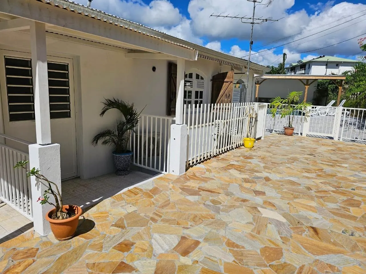 Homestay Hebergements La Favorite Le Lamentin
