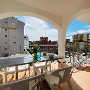 https://apartamentos-aquarium-2b-muy-cerca-de-la-playa.catalonia-hotels.com